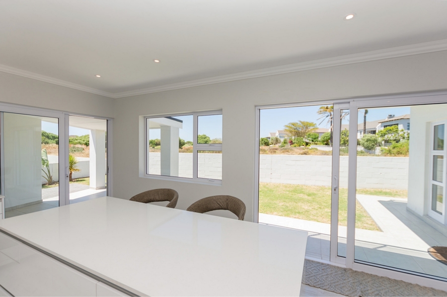 3 Bedroom Property for Sale in Country Club Western Cape